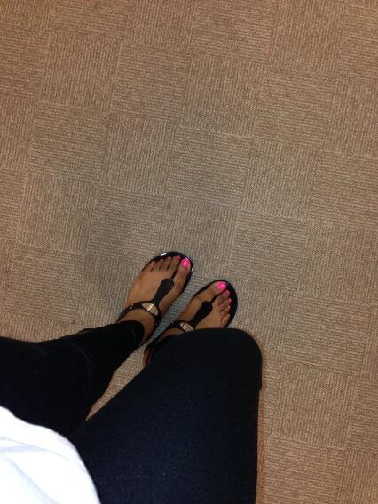 KenDrea21's tweet photo. Was excited to finally have my toes out👍☺ http://t.co/dR2ju8UtWY
