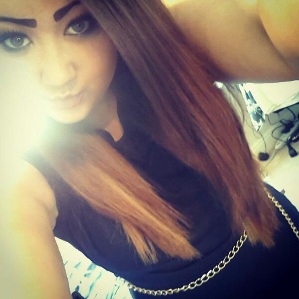 tarakimberlyy's tweet image. I wore a dress for work today #oooya