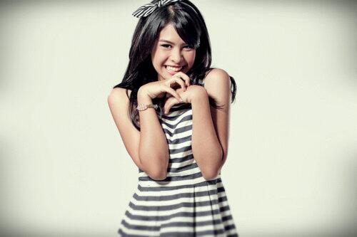 allaboutMaudy's tweet photo. Hey, what's up girl? Take care your self and your mama too, yes.  And Gmorning you from Jakarta!  ♥ @maudyayunda http://t.co/KJSMbMOqVQ
