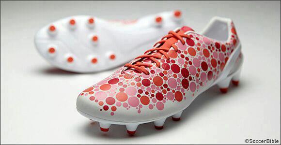 RT <a href="/Man_CityFans/">Manchester City Fans</a>: Puma evoSPEED 1.2 CAMO. Sepatu ini akan dipakai Agüero pada Final FA Cup 11 Mei nanti.