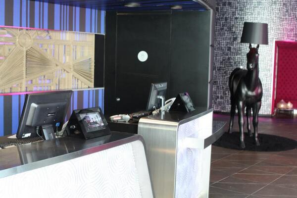 RoomtabSystems's tweet photo. Ya somos parte del @BarceloRaval. Ven y disfruta doblemente de tu estancia. http://t.co/cFPOssqVHT