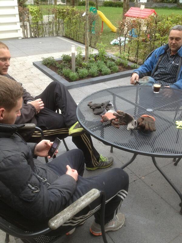 Even genieten... #schiedam #tuinaanleg  #koffie