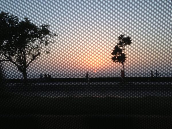I dedicate today's Sunset to d memory of Sarabjit with d Hope tat tomorrow's Sunrise will bring Solace to his family.