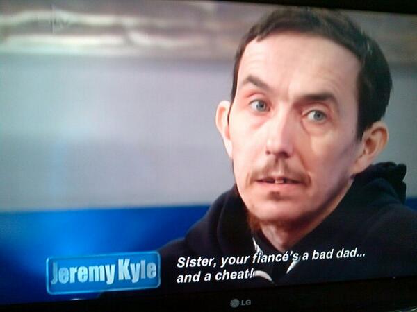 DwizeLfc's tweet image. Another cracker courtesy of Jeremy Kyle #2teeth