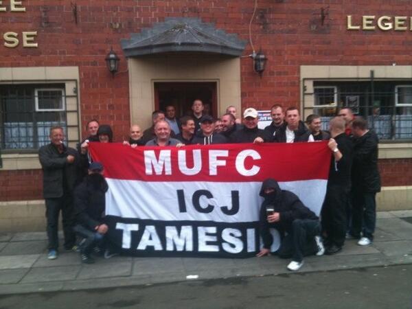 MUFCMenInBlack's tweet photo. http://t.co/qTXRQmvKUk