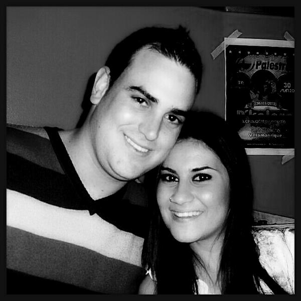 migueraton8's tweet photo. @MariaLuisaBedo2 felizzz tq http://t.co/p0syuep5AL