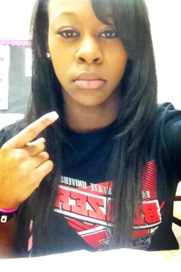 DEJAMERRITT's tweet image. How I'm feeling about school right now.😒 
#NotTheMove