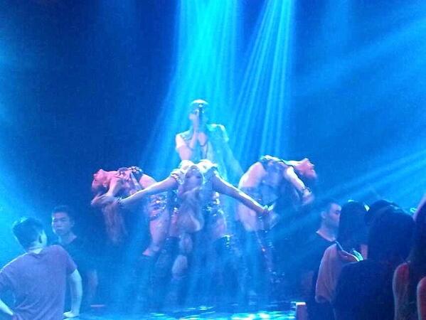 NYKMUSIC's tweet image. Check me out breh... #workinhard #stagework #lovinglife