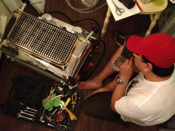 o hello faema e61 legend...thank you <a href="/kulikopi/">Name</a> sudah bantu bongkar pasang tempel2 colek2 ;)