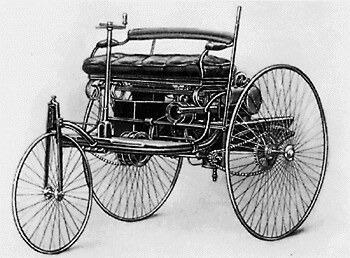 Nangor_Go's tweet photo. 3. Benz Patent-Motorwagen (1885) mobil bertenaga mesin pertama! Dibuat oleh Karl Benz yg jg pendiri Mercedes-Benz! http://t.co/9h6XdQET9M