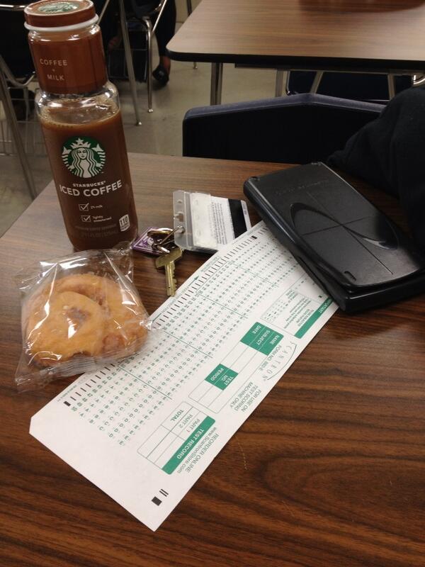 deeMeraa's tweet image. My morning. #TestDay #Finals #LastTest!!