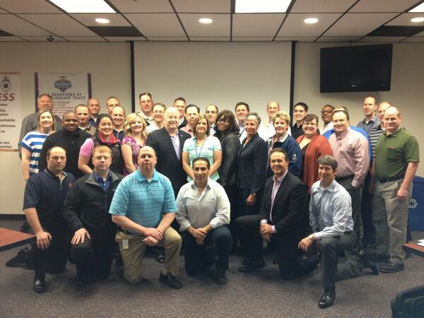 NancyKoeper's tweet photo. First class for Leadership Training camp. LOTS of Energy. The BUS is rolling! @NorthwestUPSers @ http://t.co/eGA8iCu4WY