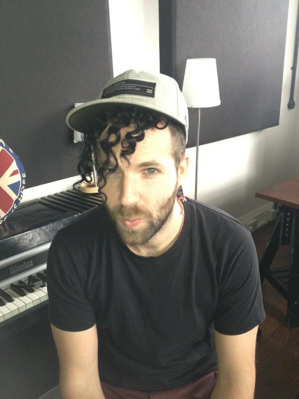 LittleMix's tweet photo. Having fun in the studio as always! http://t.co/WxIOsY4M6P
