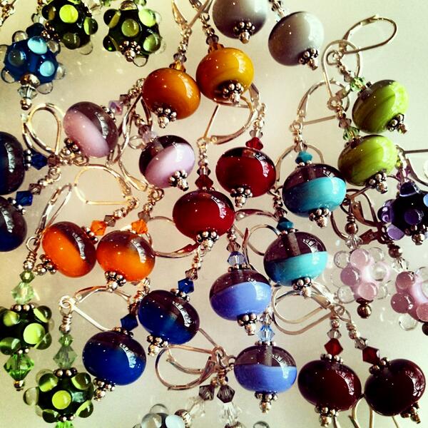 It's an earring kind of day...