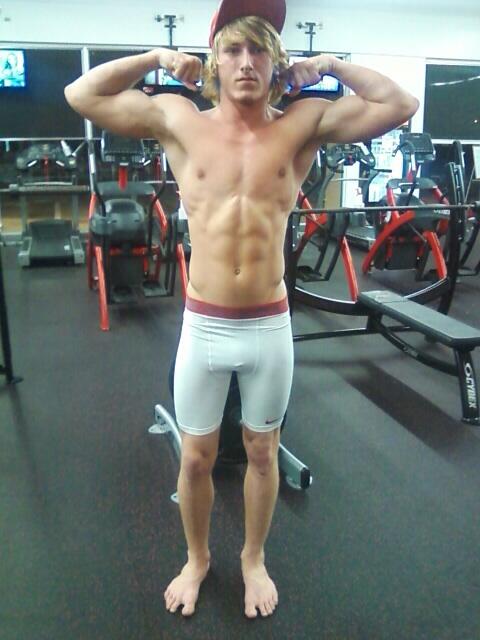 BJRuV8vCYAAh7gy.jpg:large