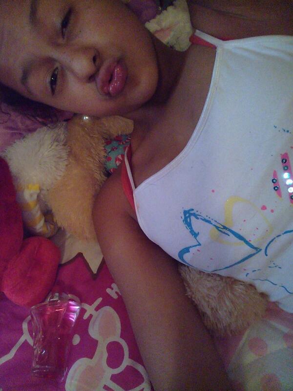 MookLuhBhadAss's tweet photo. Chilling http://t.co/94dKPgaLRT