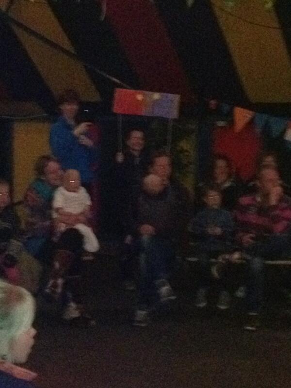 Liannest's tweet photo. De spandoeken zijn zelfs gemaakt!!! #talentonstage @camping_Ruinen http://t.co/6fLaXCbBwd