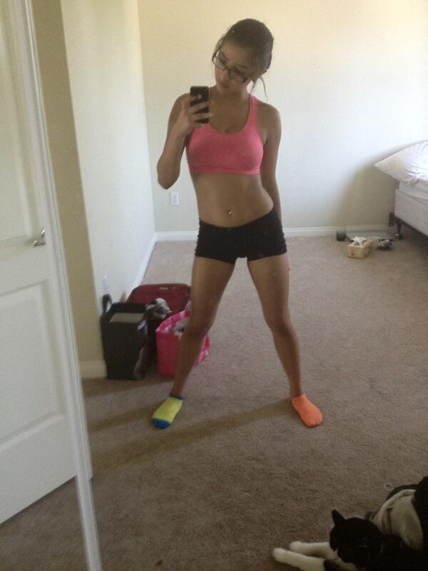 MeganSalinasxxx's tweet photo. After the gym today http://t.co/IYGt96ML5X