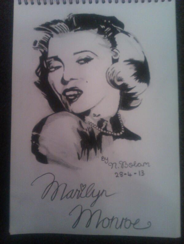 beejulee's tweet photo. Awesome picture in charcoal &amp; pencil. Sketched by my beautiful daughter aged 14 #marilynmonroe http://t.co/QXTih4Pxfs