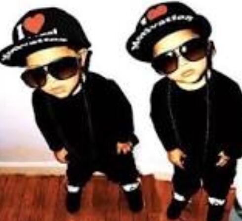 andyiscool_andy's tweet image. Me brothers have SWAG