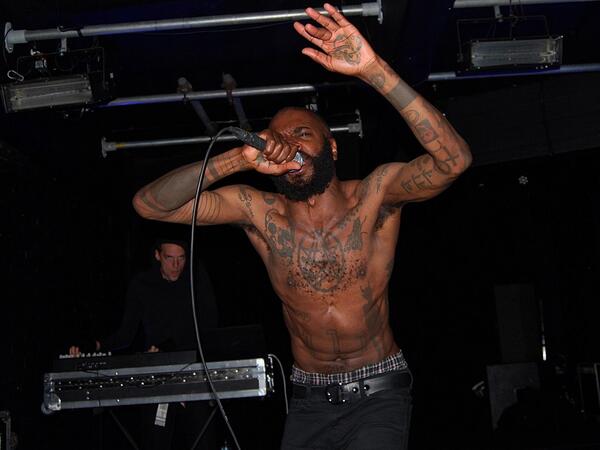 AttackRebuild's tweet image. View the new exclusive photo gallery of #deathgrips performance at @SWG3glasgow April 30th attackandrebuild.com/?p=5362
