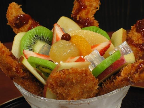 黄金のとんかつ 開春楼 Twitterissa とんかつスイーツ とんかつパフェ が美味しいらしい 愛媛県松山市にある 清まる さんが出している とんかつスイーツ 清まる さんはいたって普通の人気とんかつ屋さんです 一度食べてみたいワン T Co Uzsmulhldr