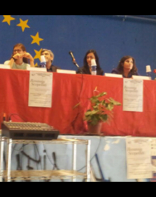 AldoBalto1's tweet photo. Con #RosannaScopelliti presso #liceo #Altamura @ilpdl @SilvioBOfficial @mara_carfagna @followgiorgio @IngCarmeloCozzo http://t.co/VbRjp9oX8l