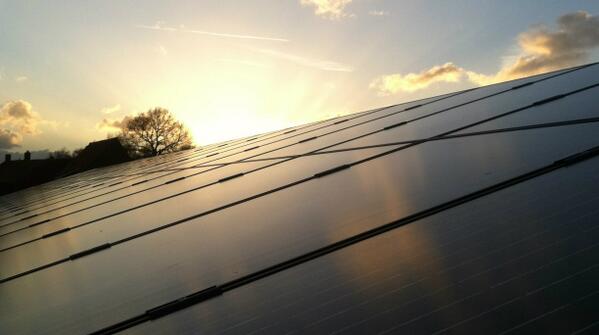 WESolar's tweet photo. Een foto van één van onze afgeronde projecten in #Alphen (#Gelderland) van 44 #zonnepanelen. http://t.co/QhH6SI3jIq