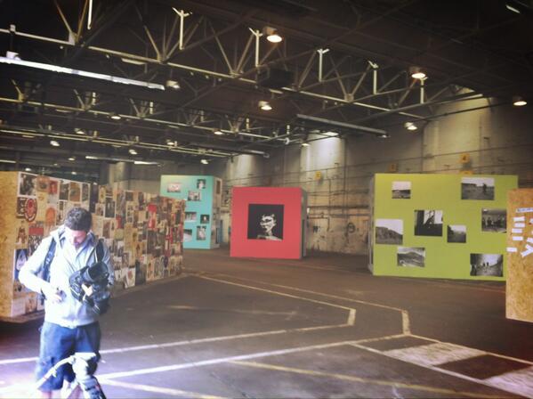Lenihatcher's tweet image. Newydd gyrraedd arddangosfa photogrffiaeth @_diffusion / #diffusion2013 yn 'the tramshed' ar gyfer @yllearall