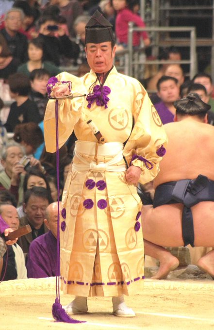 元の相撲 行司 軍配 イラスト 動物ゾーン