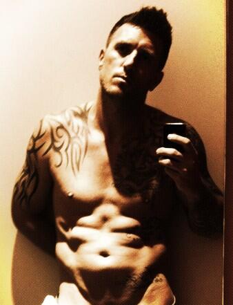 NutritionProUk's tweet image. Feel like a geek now doing a Self take!! 
#Herbalife
#abs 
#SelfTake 
#AskMeHow