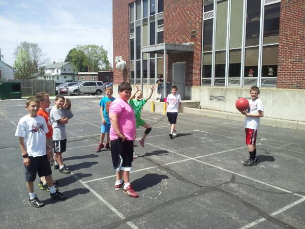 maizenblue55's tweet photo. Four Square is a blast!!! http://t.co/iH19s71OPh