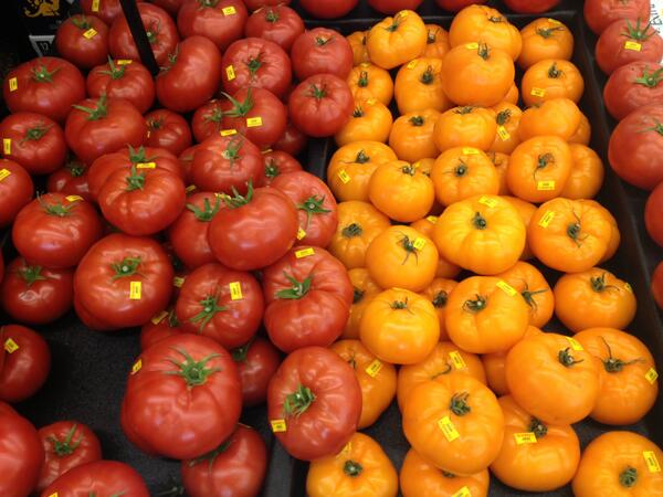 MidtownHyVee's tweet photo. Craving a BLT? Check out our fresh, local tomatoes from @Graddys on sale now! http://t.co/0m1LrXoKKG