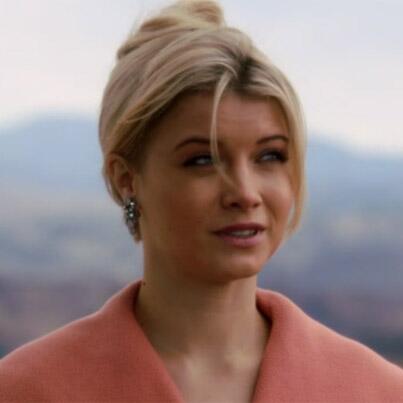 Jack makes a pitch to Mia in tonight's all new #Vegas. Check out this sneak peek now: bit.ly/YsJYku!