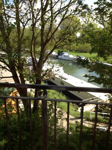 katequinsey's tweet image. View from our flat in Oxford   Spring there, too. #UK2013