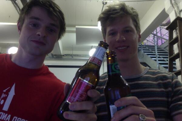 WriggleApps's tweet photo. Chillin' in the @ustwo London offices... they've got it right yo! http://t.co/TZkT63gsTy