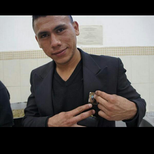 migrantesmex's tweet photo. Deny Edgardo Funez Pineda, uno de miillones de migrantes que dejó a su familia para poder mantenerlos http://t.co/TY2oC2cmZf