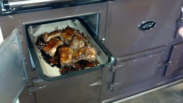 AandAAppliance's tweet photo. AGA Cooker ribs. Chef Denise our "sales" rep. Pretty Darn Good. You should all come next time. Thank you Denise. http://t.co/GyNteeUZam