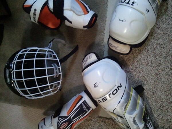 BradyLane7's tweet image. @Aaron_Leafgren is coming to pick me up. Safe to say I'll be wearing this. #FirstTimeDriving