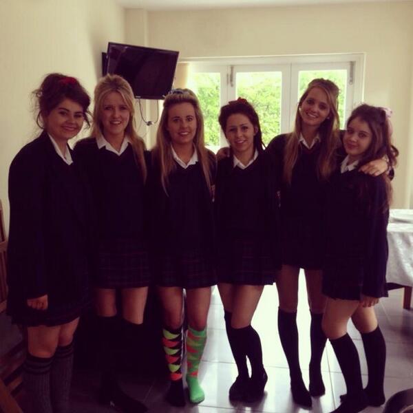 esmemuduroglu's tweet image. can't believe won't be going to school with these girls anymore :'( @read_ruby