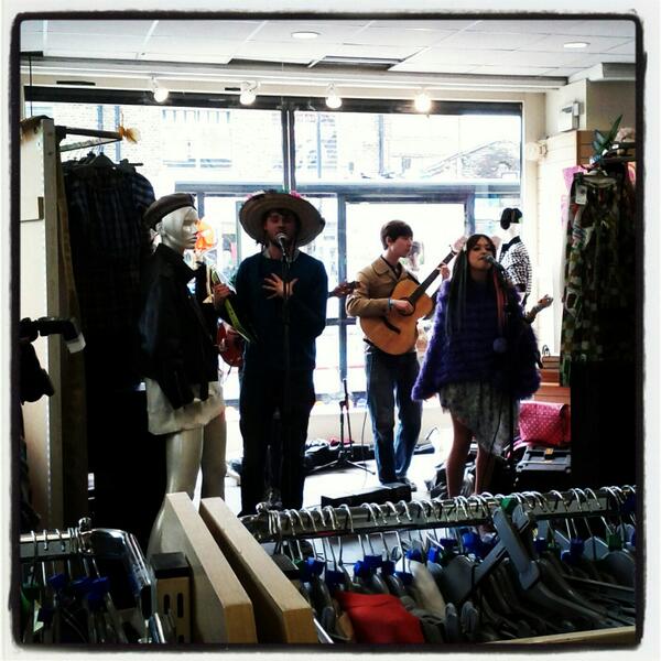 KeroKeroBonito's tweet image. KKB reprazent at Oxfam yesterday RT @LondonPopups Gig in the Dalston Oxfam shop. Part of the @SoundTracksFest