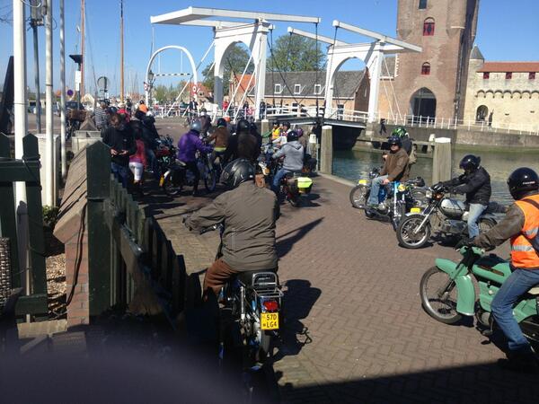 Ouderwets leuk bezoek van de boluzclub