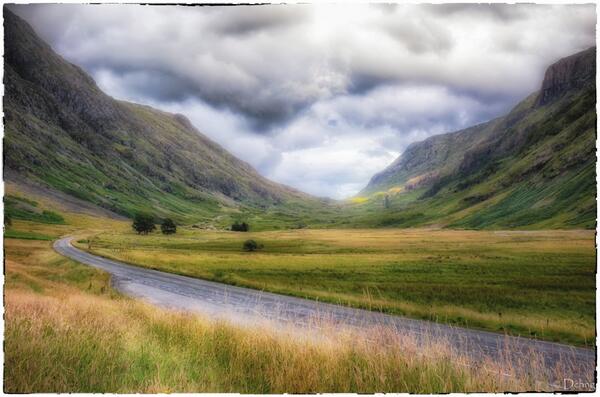 ngchiheng's tweet image. A82/A86, two of the most scenic routes in Scotland. There or thereabout. mind failed to give precision. #MonkeyLogic