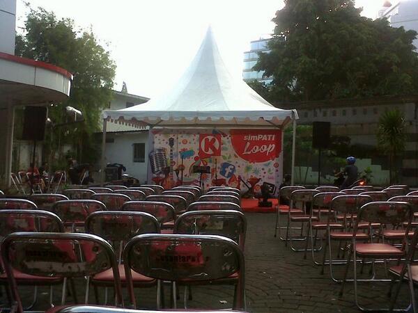 PenyiarPagi's tweet image. Venue #simPATIGetInTheLoop siap! Giliran kalian yang mimin tunggu jam 7 di circle-K Apsari. Saya bagi2 duit jg