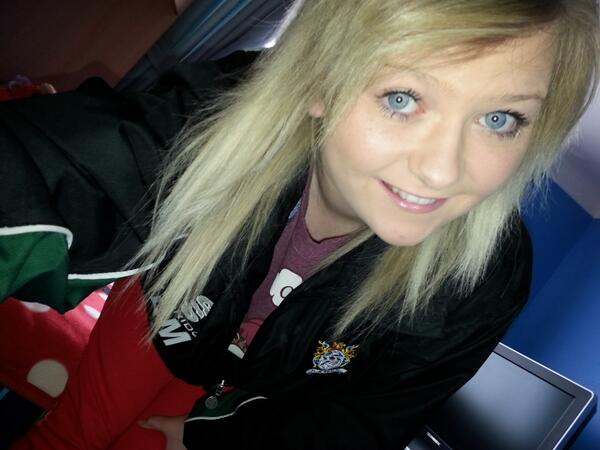 Leanneex94's tweet image. Going to support my baba at cricket today! #TopSupporter #TeamJacket