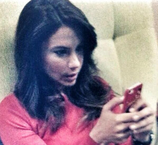 zeynep5eser's tweet photo. :)) http://t.co/yVz1RbMOP6
