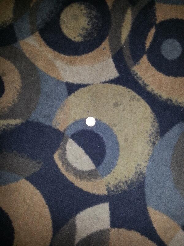 YelloDuzzit's tweet image. Why is there a penny in the strip club?? #AnswerMyQuestion