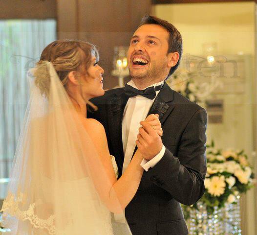 aslienver7's tweet photo. asli enver aski http://t.co/utGIHDlAsi