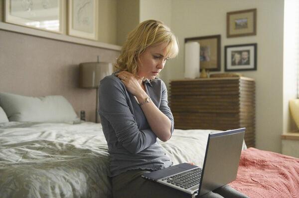 RedWidowABC's tweet image. Will Marta be able to save herself and her family? Don't miss the SEASON FINALE of #RedWidow TOMORROW @ 10|9c on ABC.