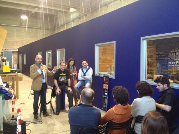 miguelbelletti's tweet image. A #wedofablab l&apos;assessore provinciale Canelli e il pres Fondazione NovaraSviluppo Grifoni @vedogiovane